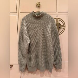 Zara Men's Light Gray Crewneck Sweater
